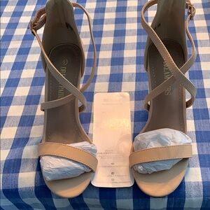 Dream Pairs Tan Heeled Sandals with Crisscross Straps